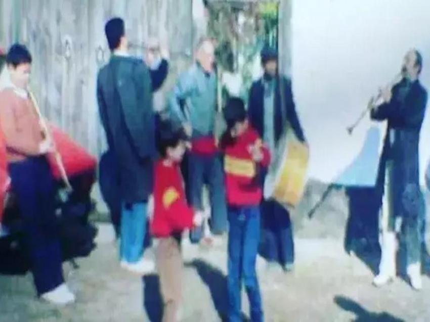 Günay Karacaoğlu'nu yalnız bırakmadılar! 22 yıl sonra aynı poz