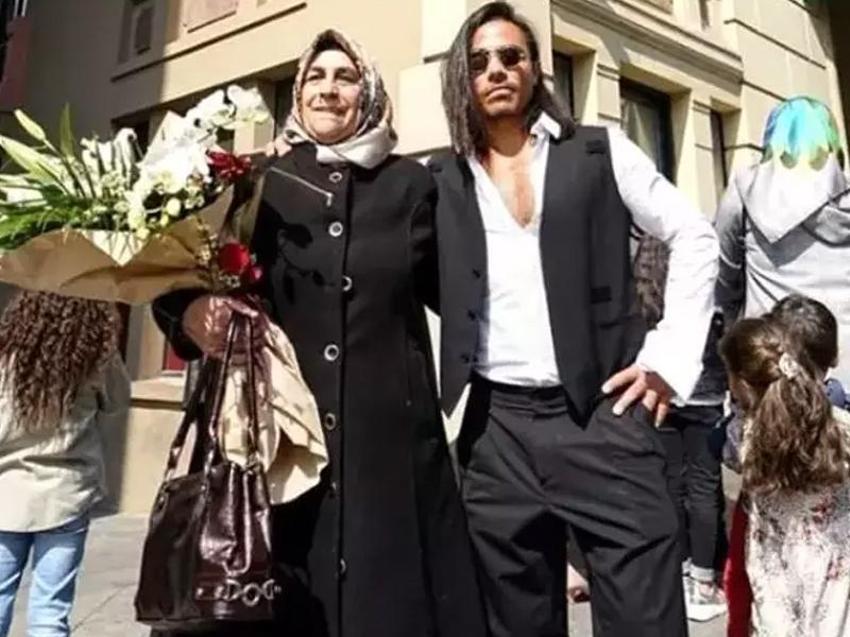 Günay Karacaoğlu'nu yalnız bırakmadılar! 22 yıl sonra aynı poz