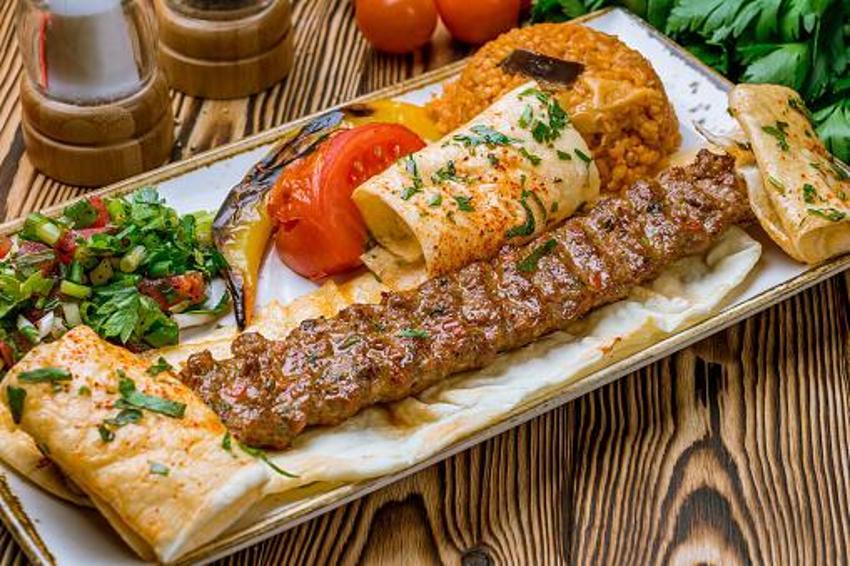 Obezite alarmı! Kırmızı et ve şerbetli tatlı tüketimi tehlike saçıyor
