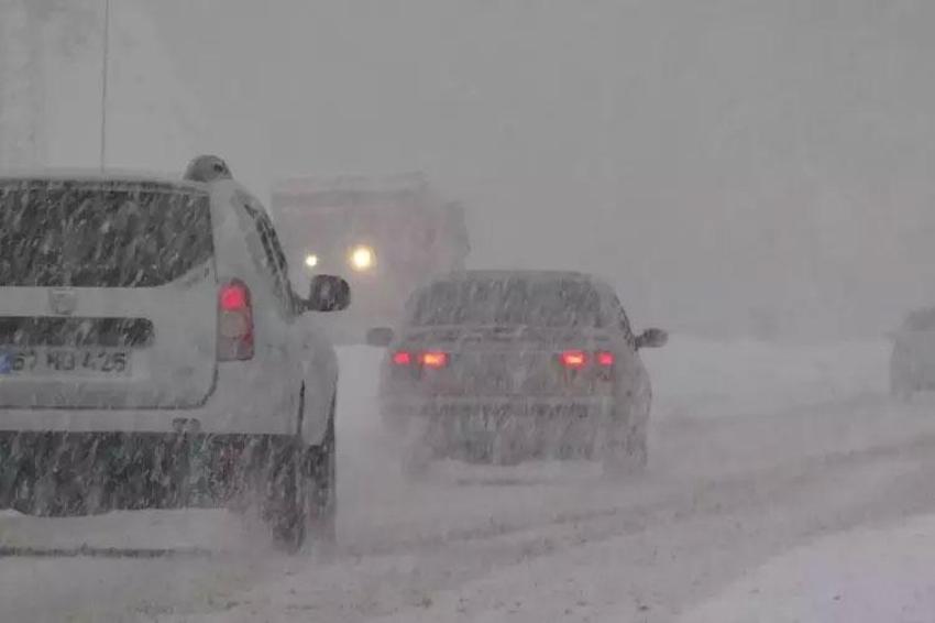 Sıcak hava gidiyor kar yağışları geliyor! Meteoroloji'den çığ ve toz aşımı uyarısı