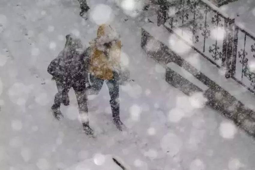 Sıcak hava gidiyor kar yağışları geliyor! Meteoroloji'den çığ ve toz aşımı uyarısı