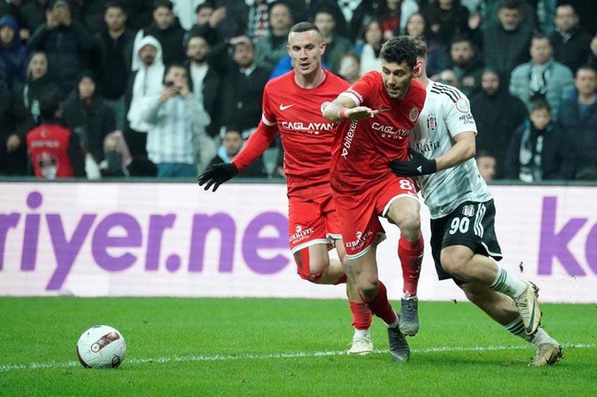 Beşiktaş sahasında Antalyaspor'a kaybetti: 1-2