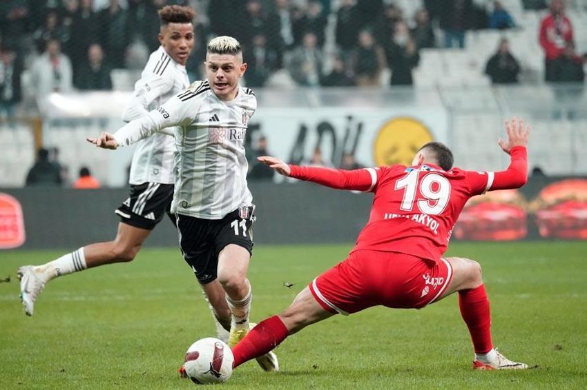 Beşiktaş sahasında Antalyaspor'a kaybetti: 1-2