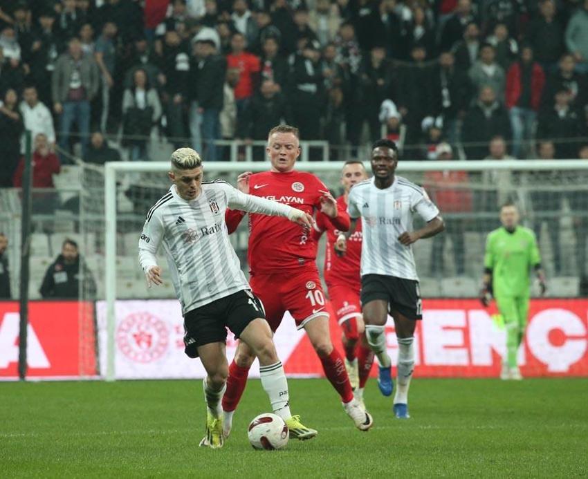 Beşiktaş sahasında Antalyaspor'a kaybetti: 1-2