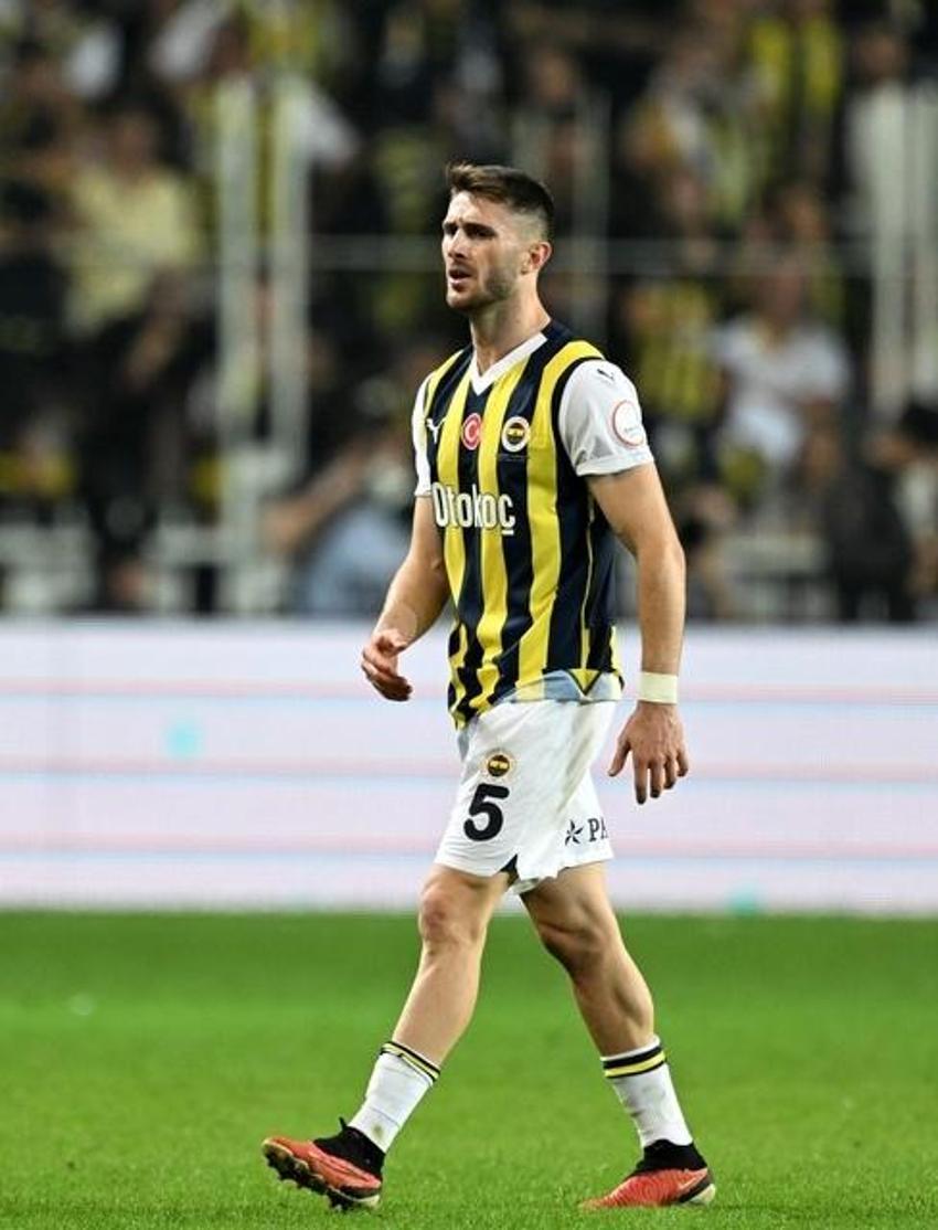 Trabzonspor - Fenerbahçe maçı saat kaçta hangi kanalda? İşte dev maçın muhmtemel 11'leri!