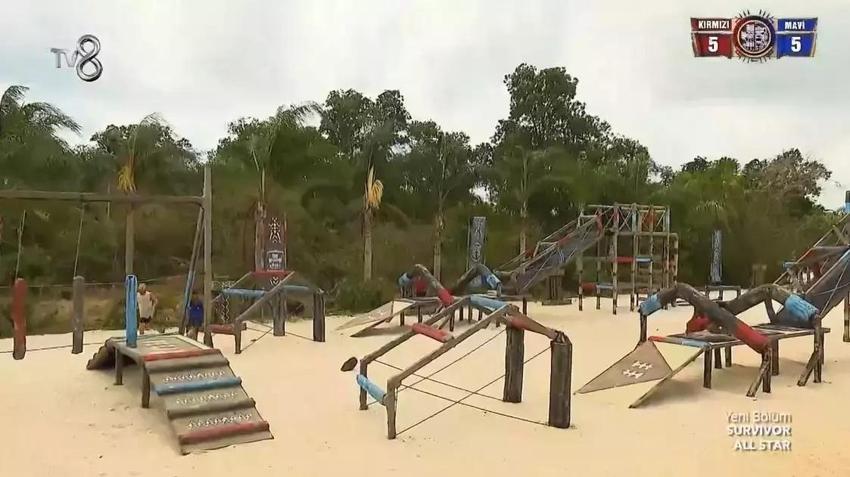 Survivor'da şok sakatlık: Gizem Memiç acı içinde kıvrandı! Survivor 2. eleme adayı belli oldu