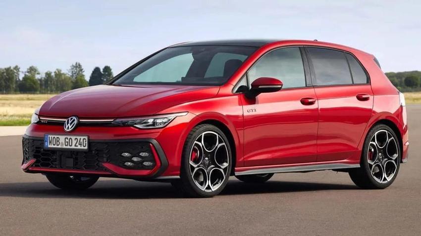 Volkswagen Golf bunu ilk kez yaptı; 2024 Golf fiyatıyla sonunda beklenen oldu
