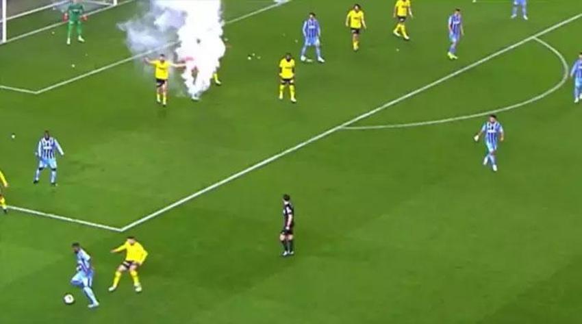 Trabzonspor-Fenerbahçe maçında tartışmalı pozisyonlar, penaltı kararı ve golden önce faul itirazları...
