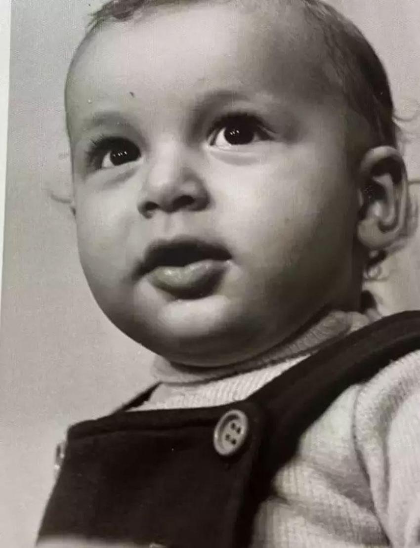 Bu küçük çocuk şimdi ünlü bir oyuncu: 50 olduk, yolun yarısına geldik...