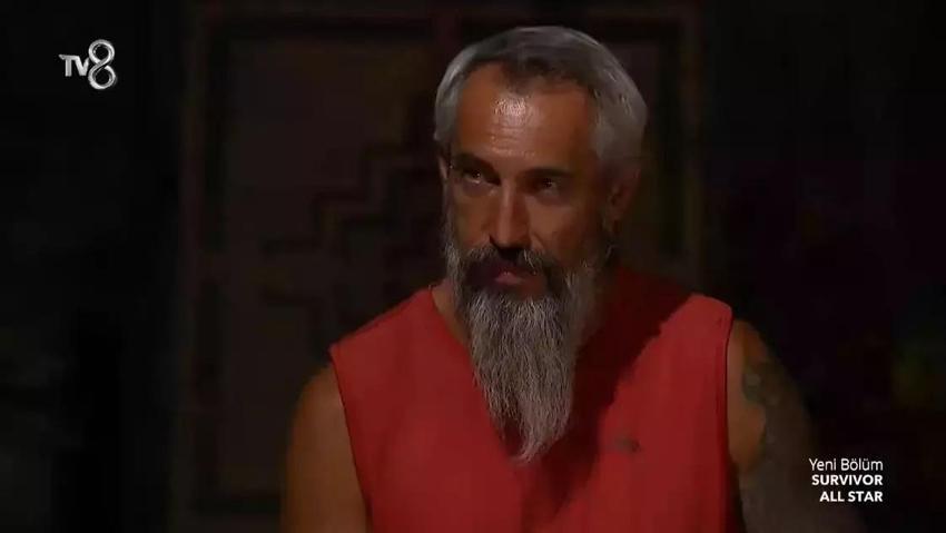Survivor iletişim ödül oyununu kazanan taraf belli oldu! Haftanın eleme adayları düello için hazır....