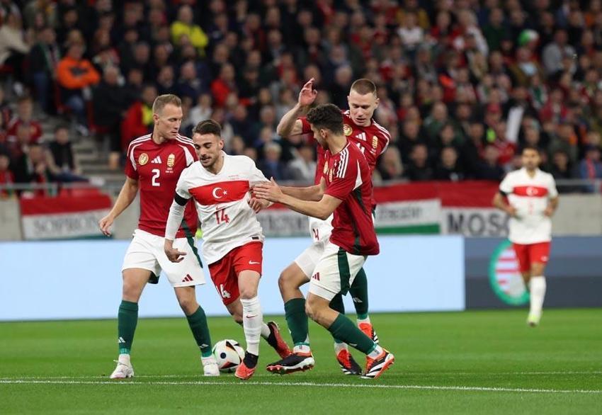 Millilerden Montella ile ilk mağlubiyet: Macaristan - Türkiye: 1-0