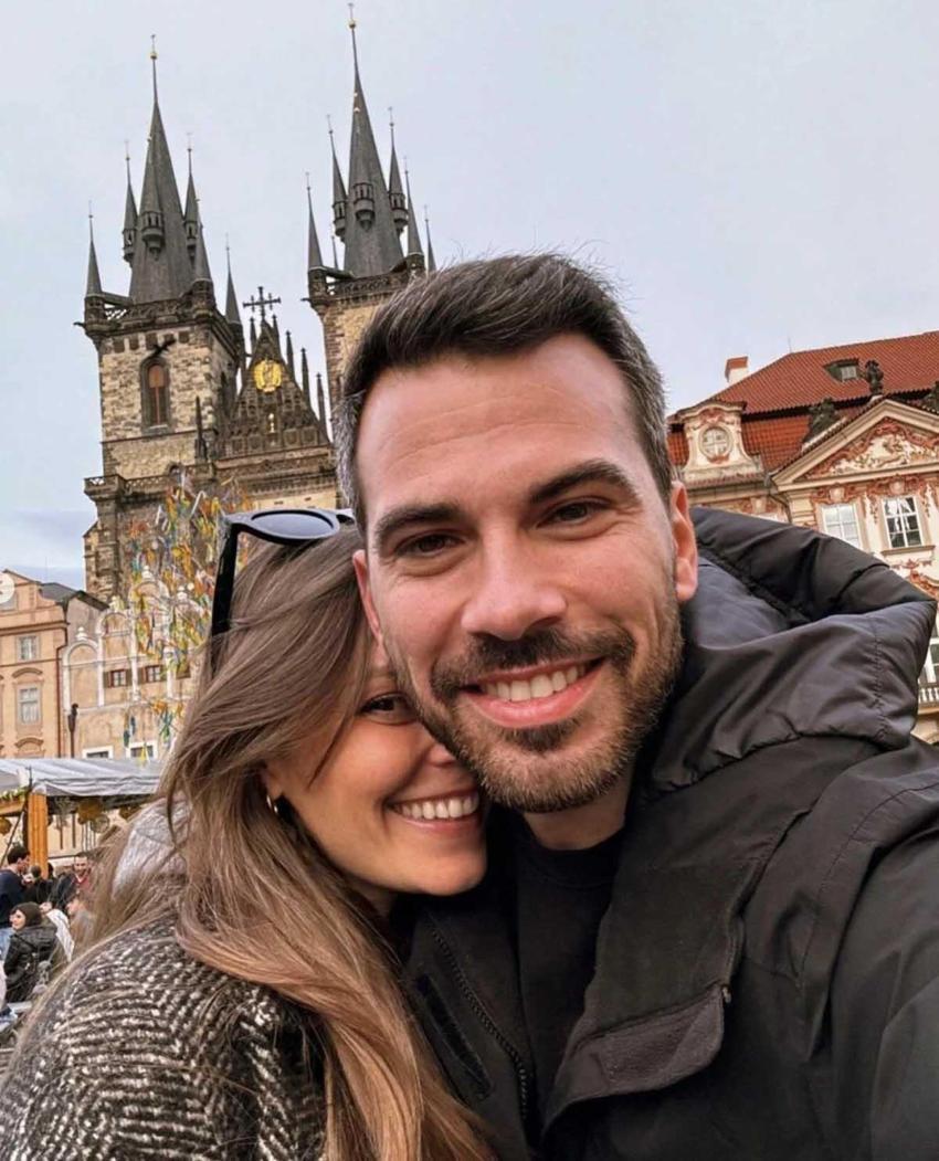 Aslı Enver eşiyle tatile çıktı! Aşk dolu kareler peş peşe geldi