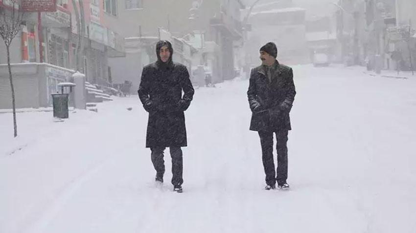 Yoğun kar ve sağanak yağışlar geliyor! Kar yağacak illeri Meteoroloji tek tek uyardı...