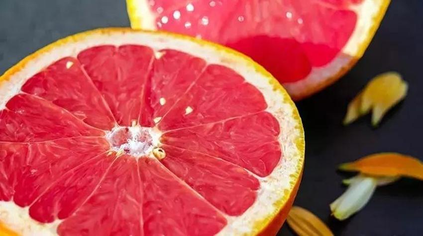 Karnınızı içeri çekmeye son: Bu karışım karnı dümdüz yapıyor! Tek şart var: Yatmadan önce için