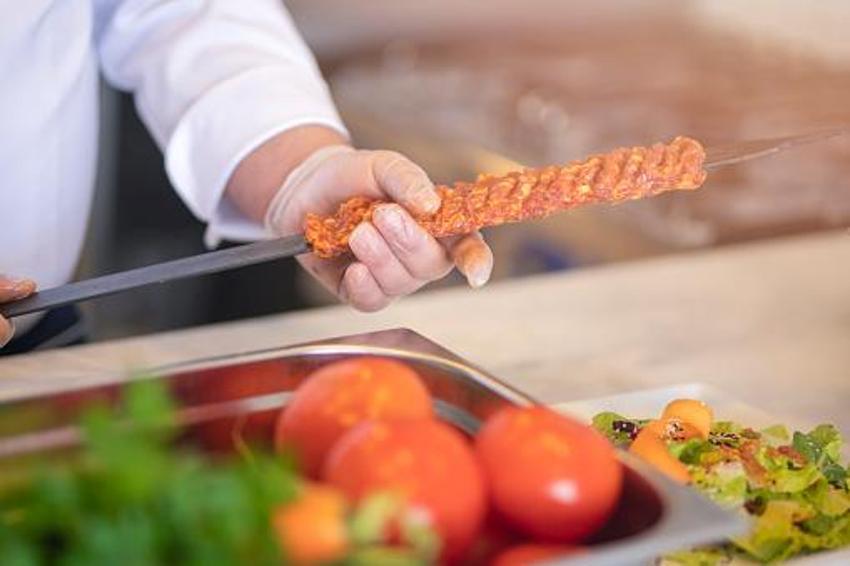 Döner ustası, protez tırnak uzmanı ve elektrikçi için haftalarca bekliyorlar! Aylık 41 bin lira maaş fırsatı