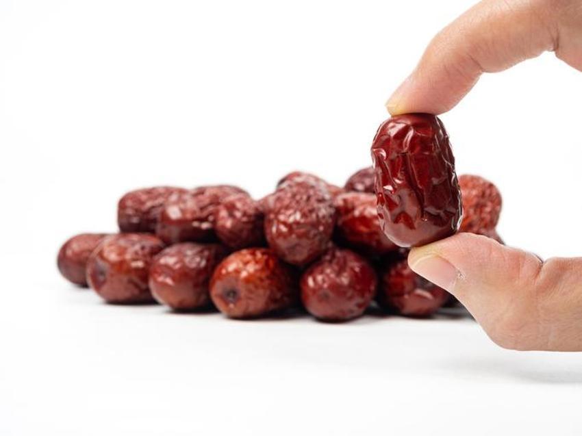 3 hastalık için şifa dağıtıyor! Portakaldan 10 kat fazla c vitamini var: Günde 4 tane yetiyor