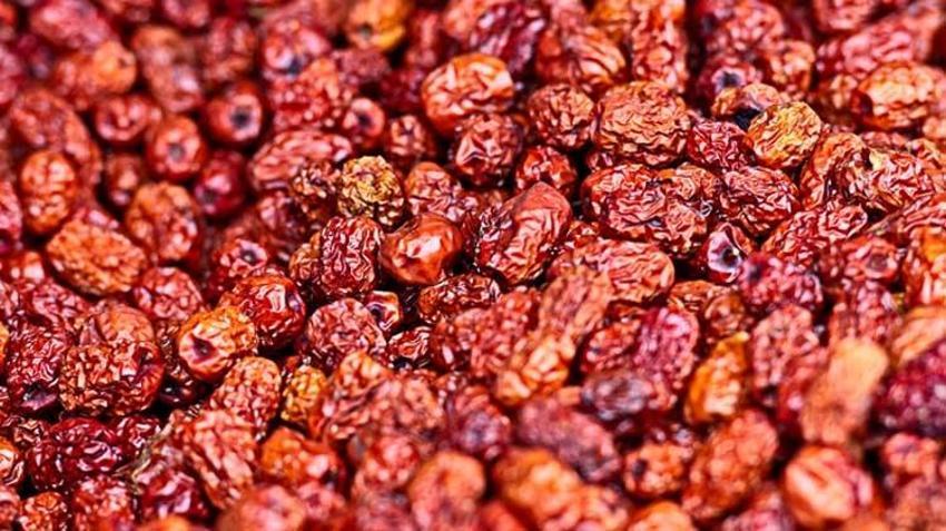 3 hastalık için şifa dağıtıyor! Portakaldan 10 kat fazla c vitamini var: Günde 4 tane yetiyor