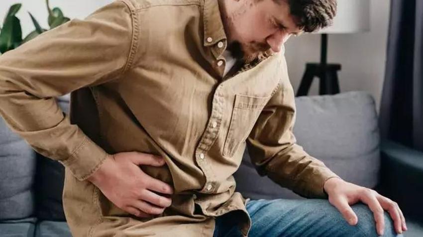 Belirtileri şişkinlik, ağrı ve enerji kaybıyla ortaya çıkıyor! İhmal edince ölümcül olabilir