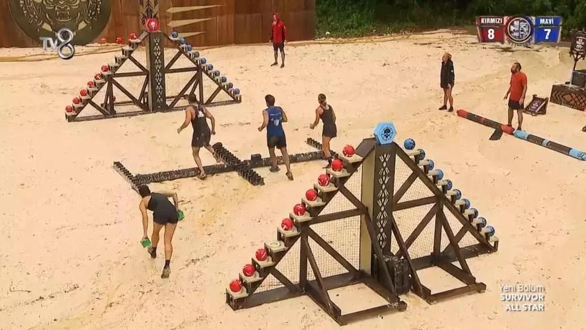 Survivor'da senaryo atışması: Yunus Emre Nagihan'ı fırçaladı, son eleme adayı belli oldu