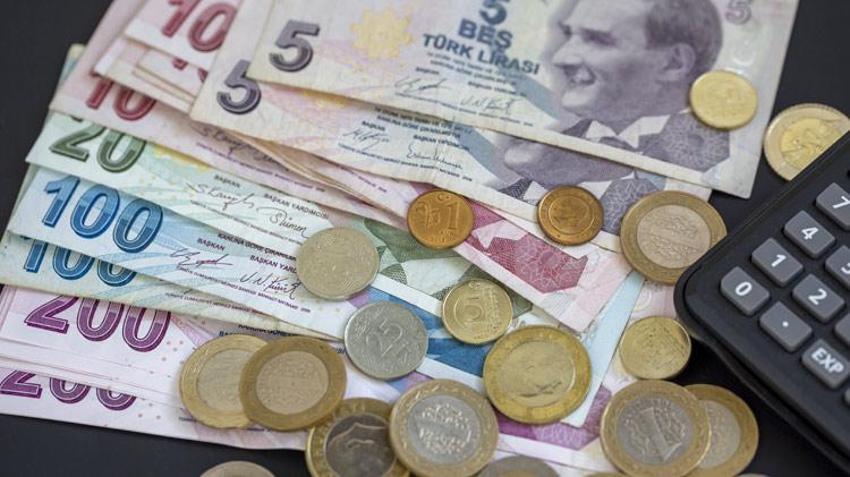 Emekliler ne kadar zam alacak, kök maaşlar değişiyor mu? İşte yeni emekli zammıyla ilgili tüm tahminler...