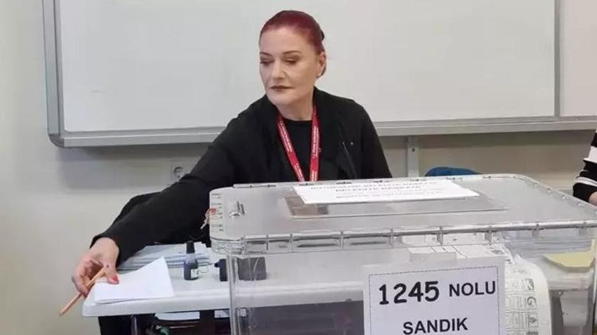  Ünlü isimler sandık başında! 