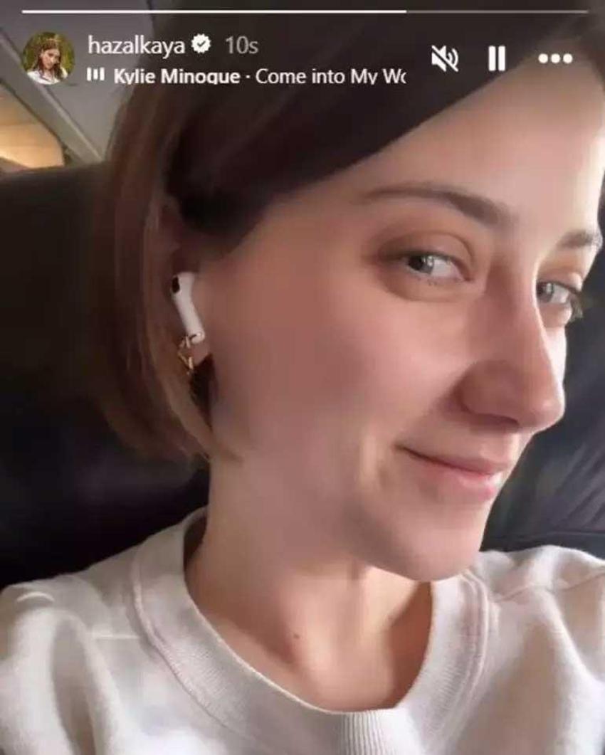 Hazal Kaya'dan hayranlarını ikiye bölecek yeni imaj!