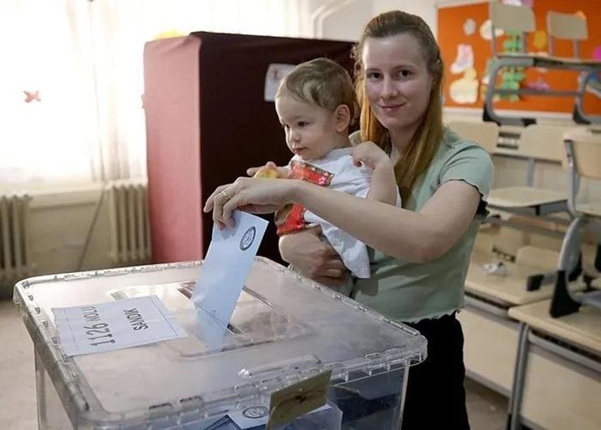O şehirde fark 1 kişiye kadar düştü! 31 Mart yerel seçimlerinde kıran kırana yarış orada yaşandı! Kazanan ise...