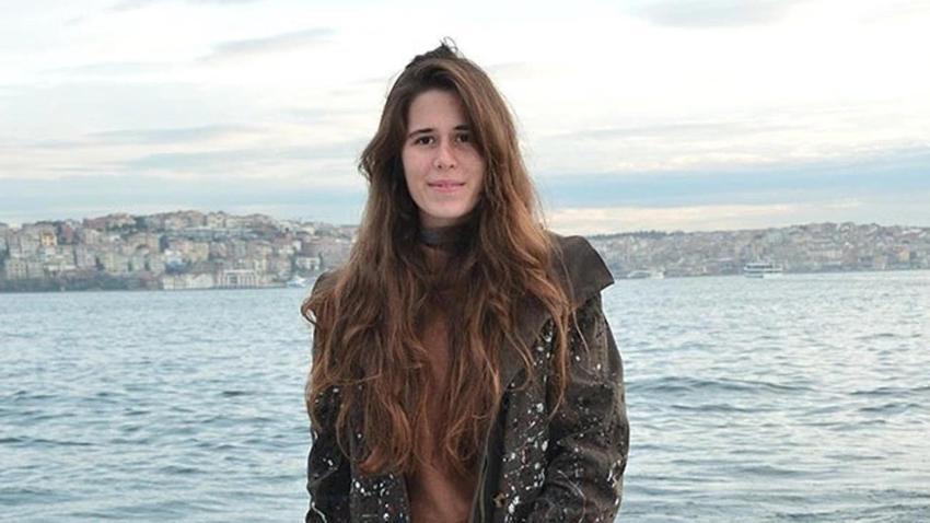 Lal Denizli kimdir? Çeşme Belediye Başkanı Lal Deniz kaç yaşında, nereli?