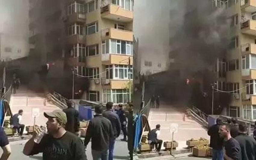 Gece kulübündeki yangın ile ilgili Şarkıcı Sinan Akçıl’dan yorum: "Cezalarını çeksinler"