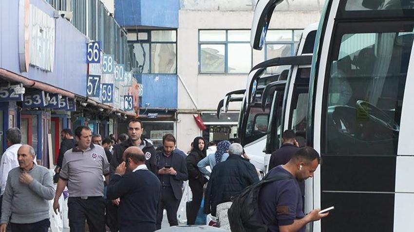 Otogarda bayram öncesi hareketlilik başladı, Merdiven altı bilet satışlarına dikkat!