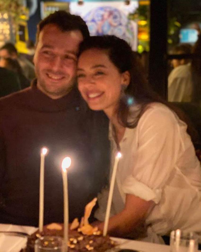 Azra Akın ikinci bebeğini kucağına almaya hazırlanıyor: hepimiz çok heyecanlıyız