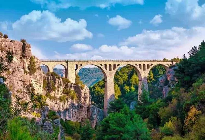Torosların gizli hazinesi, eşsiz mühendislik harikası Varda Köprüsünün hikayesi duyanları şaşırtıyor