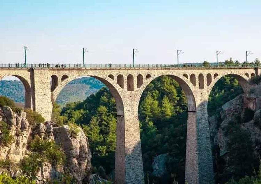 Torosların gizli hazinesi, eşsiz mühendislik harikası Varda Köprüsünün hikayesi duyanları şaşırtıyor
