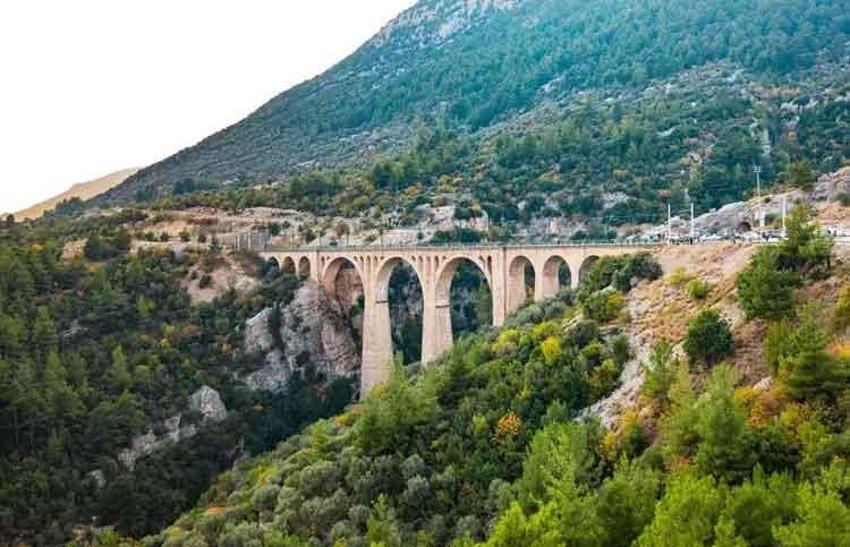 Torosların gizli hazinesi, eşsiz mühendislik harikası Varda Köprüsünün hikayesi duyanları şaşırtıyor