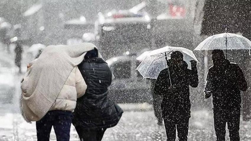 Meteoroloji'den son dakika bayram uyarısı! Denize girmeyi unutun, kar, fırtına ve kuvvetli yağış geliyor, dönüş için o günü beklemeyin