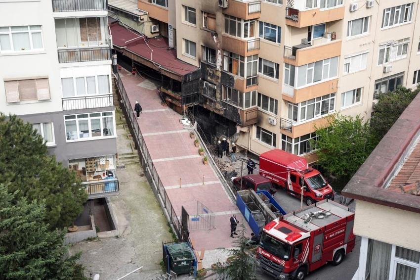Beşiktaş'ta gece kulübü yangınıyla ilgili şoke eden detay! Binanın mimarı gerçeği itiraf etti