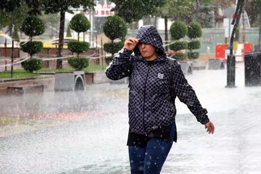 Karla karışık yağmur ve kuvvetli yağış! Ramazan Bayramı'nda havalar nasıl olacak?
