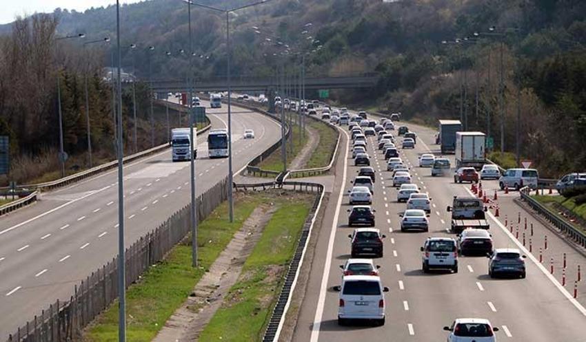 İstanbul'da bayram göçü başladı! Yollarda son durum