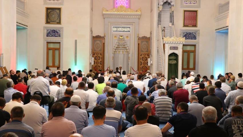 Bayram namazı saatleri (10 Nisan 2024) Ramazan Bayramı namazı saat kaçta? İL İL Bayram Namazı saatleri