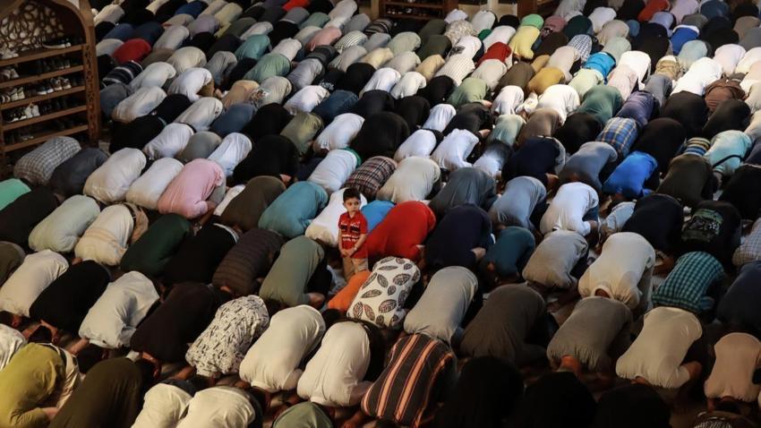 Bayram namazı saatleri (10 Nisan 2024) Ramazan Bayramı namazı saat kaçta? İL İL Bayram Namazı saatleri