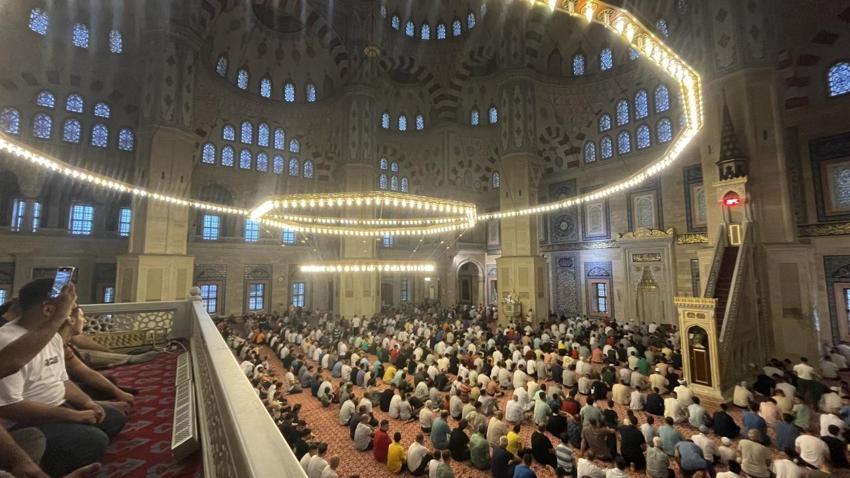 Bayram namazı saatleri (10 Nisan 2024) Ramazan Bayramı namazı saat kaçta? İL İL Bayram Namazı saatleri