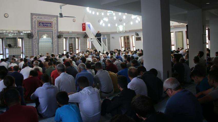 Bayram namazı saatleri (10 Nisan 2024) Ramazan Bayramı namazı saat kaçta? İL İL Bayram Namazı saatleri