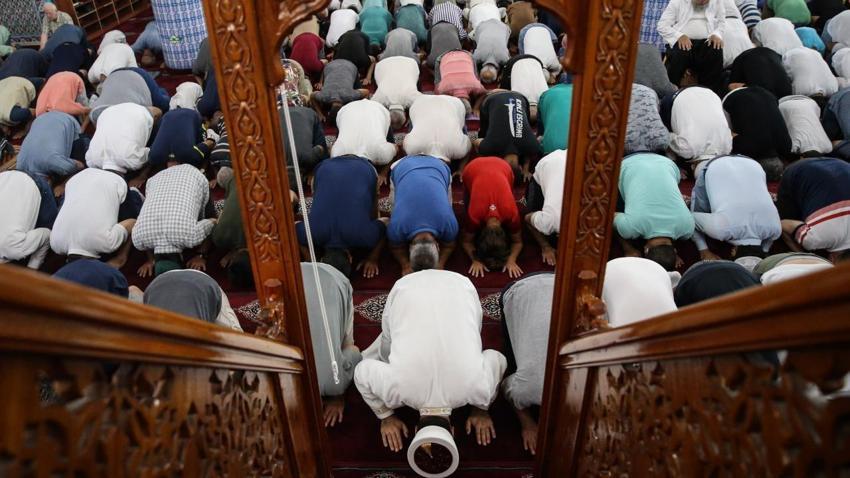Bayram namazı saatleri (10 Nisan 2024) Ramazan Bayramı namazı saat kaçta? İL İL Bayram Namazı saatleri