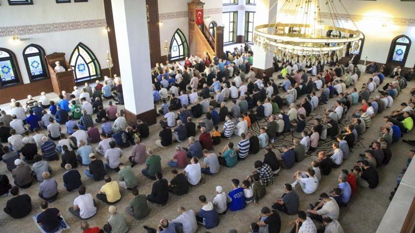 Bayram namazı saatleri (10 Nisan 2024) Ramazan Bayramı namazı saat kaçta? İL İL Bayram Namazı saatleri