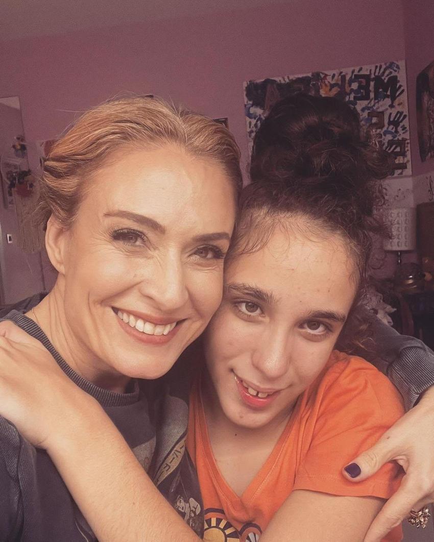 Sıla, şarkısını söyleyen Ceyda Düvenci'nin kızına kayıtsız kalmadı