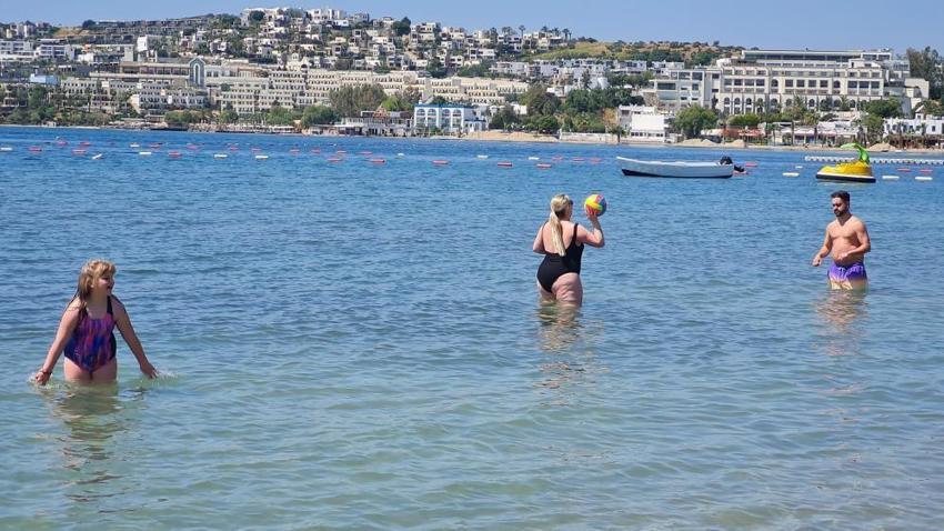 Tatil sezonu erken açıldı! Resmen zirve yaptı, yabancı turistler indirime koştu