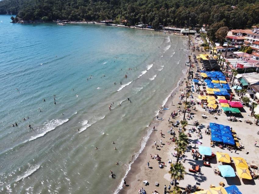 Tatil sezonu erken açıldı! Resmen zirve yaptı, yabancı turistler indirime koştu
