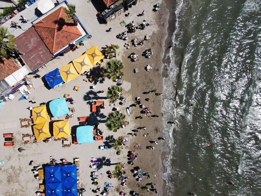 Tatil sezonu erken açıldı! Resmen zirve yaptı, yabancı turistler indirime koştu