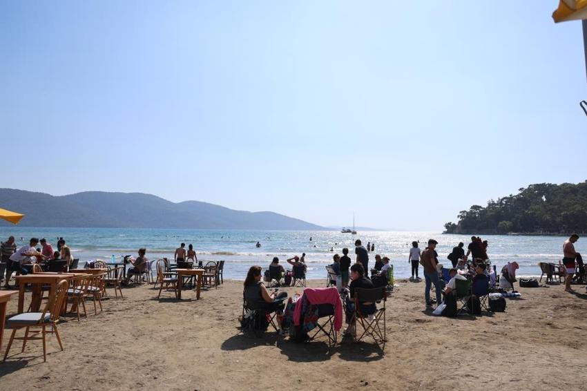 Tatil sezonu erken açıldı! Resmen zirve yaptı, yabancı turistler indirime koştu