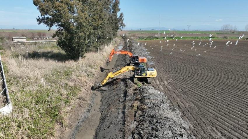Adana'da tarımda maksimum verimlilik için tasarruflu sulama projeleri hayata geçiriliyor